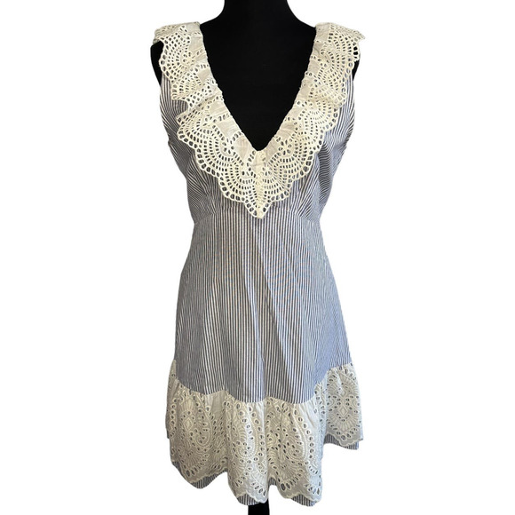 NWT Lucy Paris Blue and White Striped Deep V-Neck Eyelet Trim Dress Size M - Picture 2 of 8